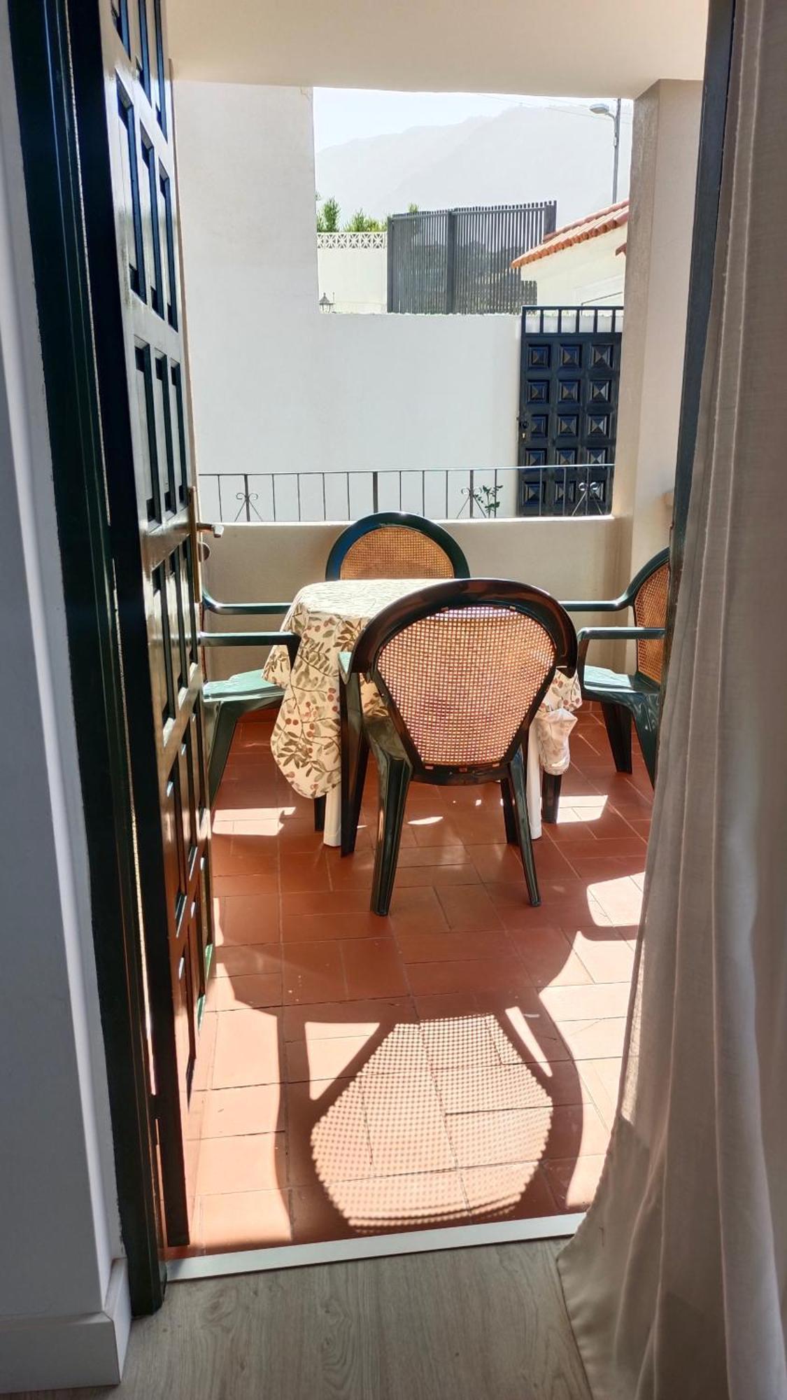 Apartamento Tajinaste Con Vistas Al Mar Y La Montana Y Wifi Gratis Лос-Реалехос Номер фото